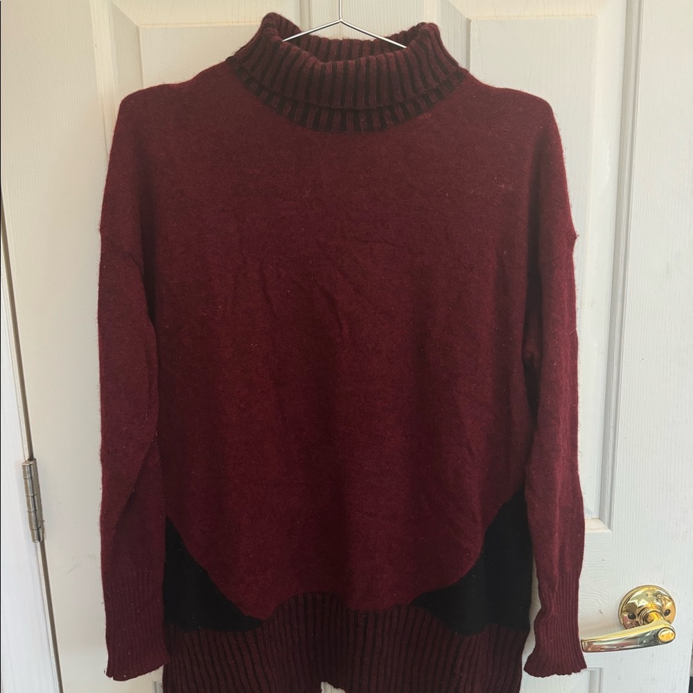 White + Warren turtleneck cashmere sweater - sz S